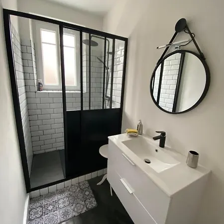 Proche Du Stade Omnisports Et A Pied Du Vichy