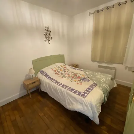 Apartament Proche Du Stade Omnisports Et A Pied Du *