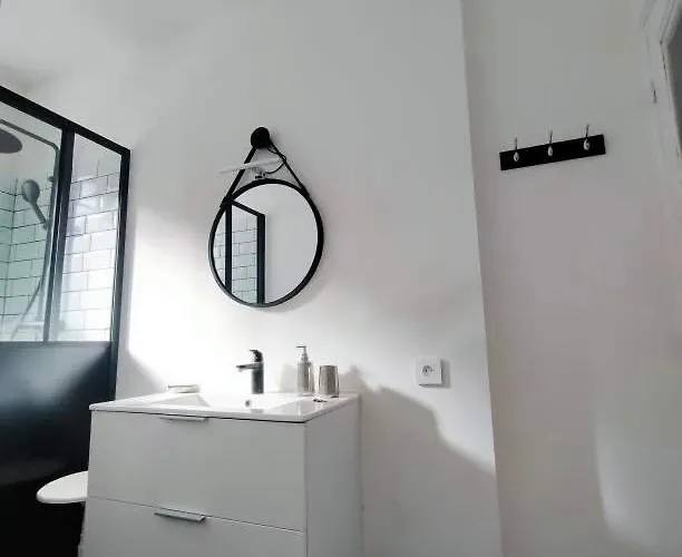 Proche Du Stade Omnisports Et A Pied Du * Vichy