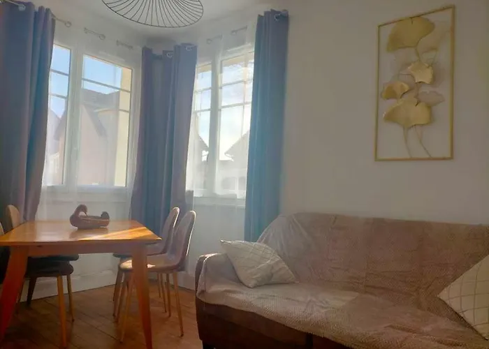 Lejlighed Proche Du Stade Omnisports Et A Pied Du *